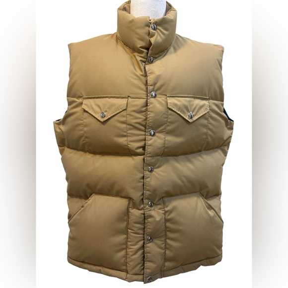 North Face Tan High Collar Goose Down  4 Pocket Snap Closure Vest Size Large - Picture 1 of 12